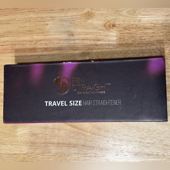 Travel Size Hair Straightener by Pin Straight - Picture 4 of 14